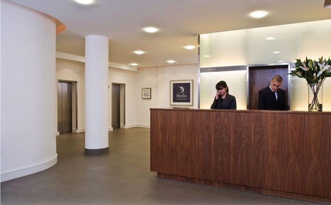 Marlin Tower Bridge - Aldgate Apartahotel Londres